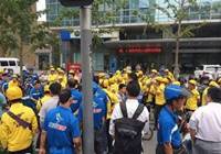 武汉：美团、饿了么群殴火拼