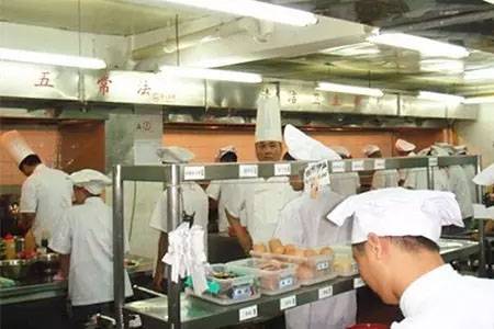 方法：餐厅突发事件“急救术”（二）