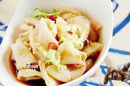 滋味鱼肚：专用汁调招牌凉菜