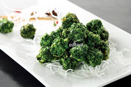 韭菜丸子如何做色碧绿？