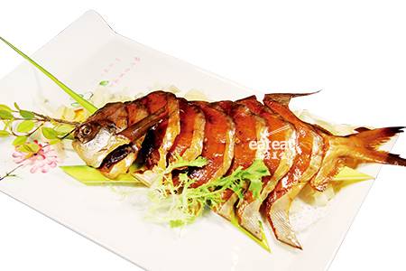 招牌酱鲳鱼