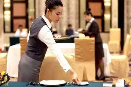 制度：楼面服务人员工作管理制度