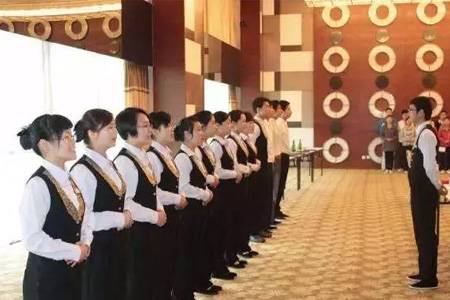 制度：楼面主管的岗位职责  