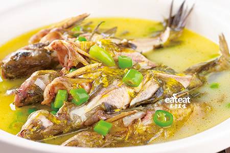 沙锅野生黄骨鱼