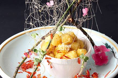 脆皮小土豆：糖丝缠绕增卖点!