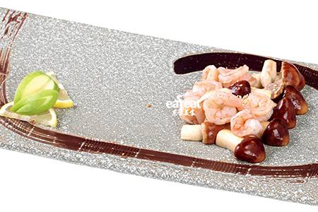 深海虾配姬松茸