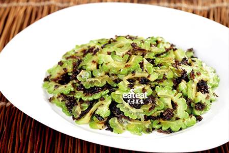 梅菜干炒苦瓜