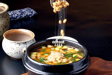 纳豆大酱汤：用海带汤打底！