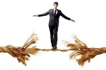 方法：餐厅生意下滑？餐饮老板从这7个方面找原因！