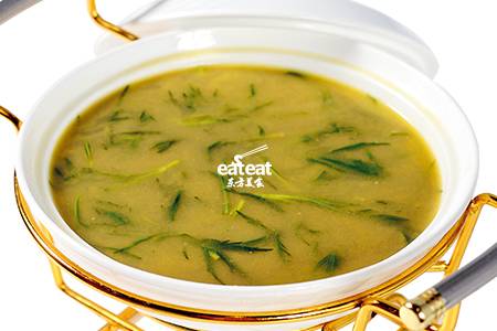 米汤土豆条炖柳蒿芽