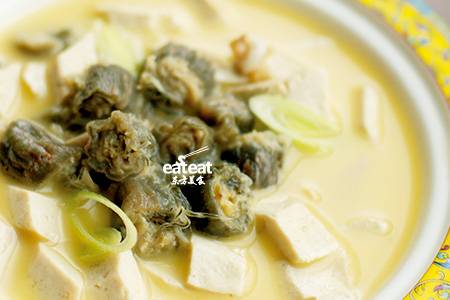 海葵鸡汁烩豆腐