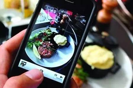 方法：网红餐饮是如何操控你的选择的？