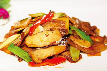 松茸炒野猪肉
