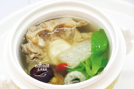 清汤珍菌煲牛尾