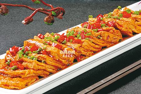 招牌豆腐：煎制筋道又美味！