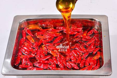 火锅油如何熬制？