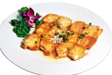 锅鱼盒：鱼肉夹猪肉多汁鲜嫩！