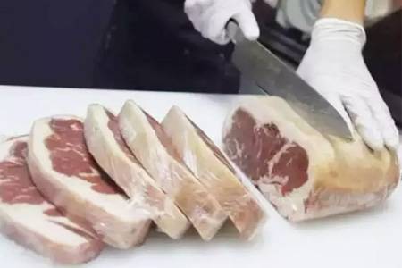 方法：18平小店日营收6万，10个月开14家店，这匹“黑马”为何这么快！