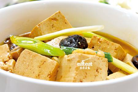 青蒜黄豆炖豆腐
