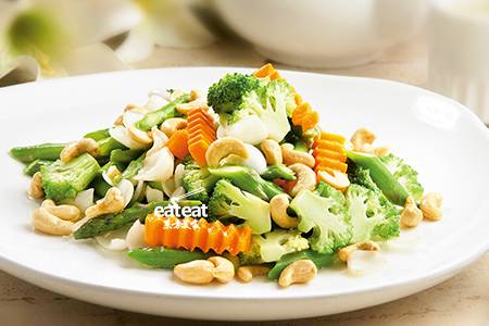 坚果炒四蔬：口感清爽打薄芡！