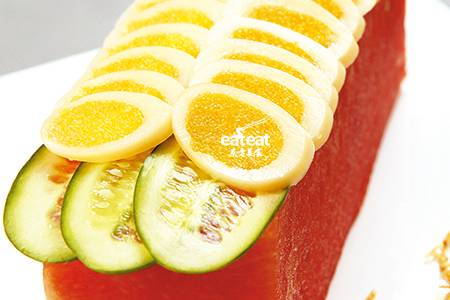 黄金万两：飞鱼子酿入鱿鱼筒！