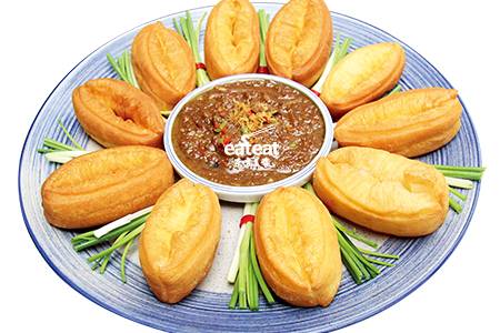 国宴油条配鲅鱼酱