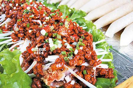 炸鱼排京酱肉丝二合一！