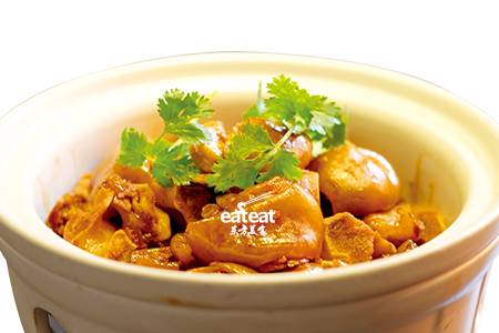 炖缸牛脚：煨至八成熟