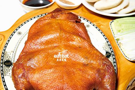 香酥鸭：先蒸后炸骨酥肉烂！