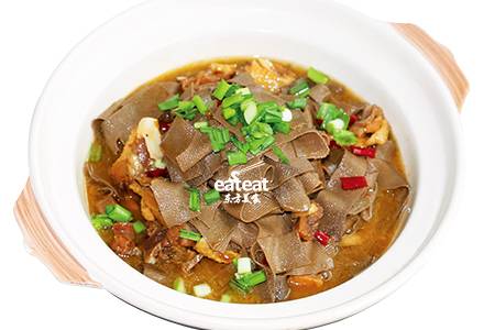 风干鸡黑千张锅