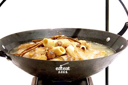 吊锅滋补羊拐筋