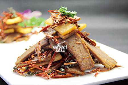 淮山麻辣风干肉：自制料汁腌入味