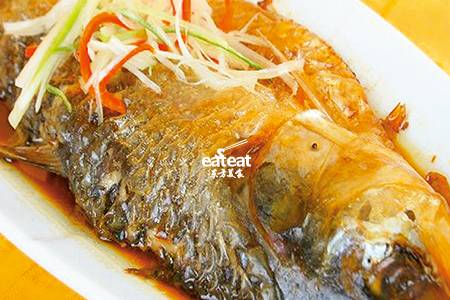 酱香鲥鱼：加白醋祛腥软化鱼鳞！