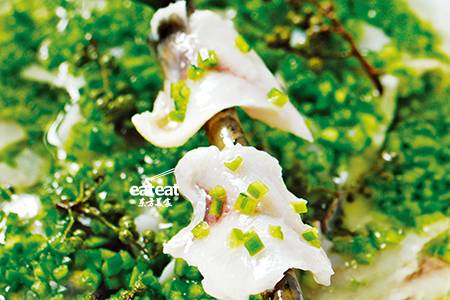 青椒雪花鱼:自制三椒酱烧制！