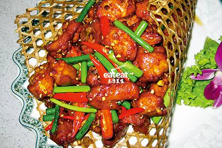 风味鸡翅：上浆腌制油封面！