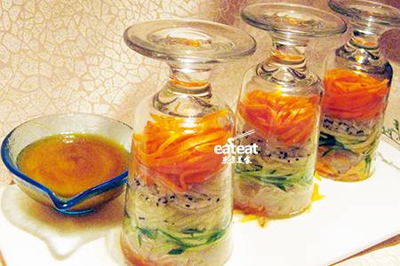 七彩万花筒：混搭食材酸甜汁调味！