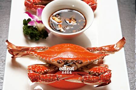 清蒸冬蟹：肚皮朝上进锅蒸！