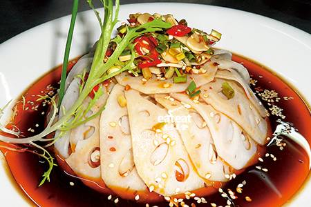 金菇扣藕：藕片的另类吃法！