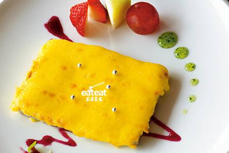 焗牛肉靠秘制蛋黄酱