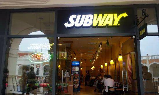 接连关店900家，赛百味到底怎么了？