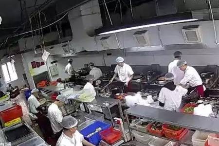 方法：如何解决现炒外卖痛点，餐厅月流水能达到1000万（真有人做到了）