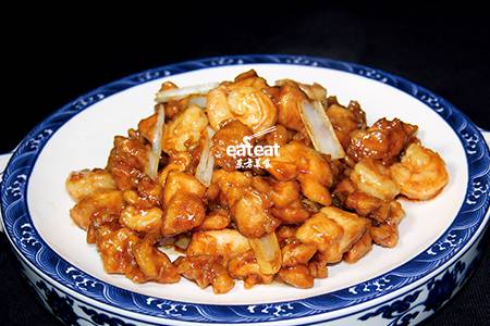 鸡里蹦：一定要用保定甜面酱！