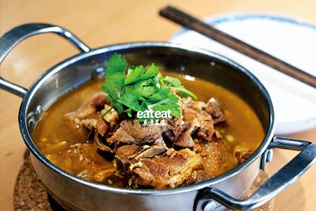 锅仔羊蝎子:自制辣酱来增香!