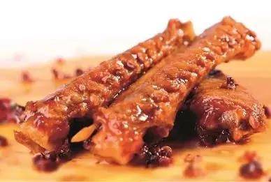 胡群峰：三年时间，把小小鸭脖做到4.3个亿！