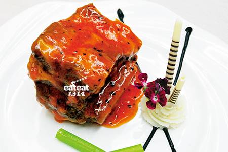 特色烤牛排：添加番茄膏烤后更香浓！