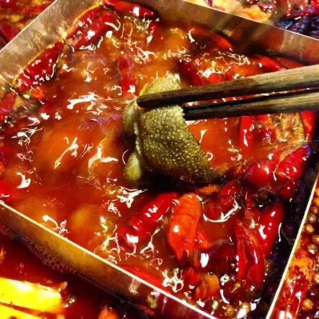 红海市场，火锅除了“性价比”还能比什么？
