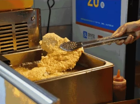 火箭式”扩张17年开店万家，正新鸡排高速成长短板隐现