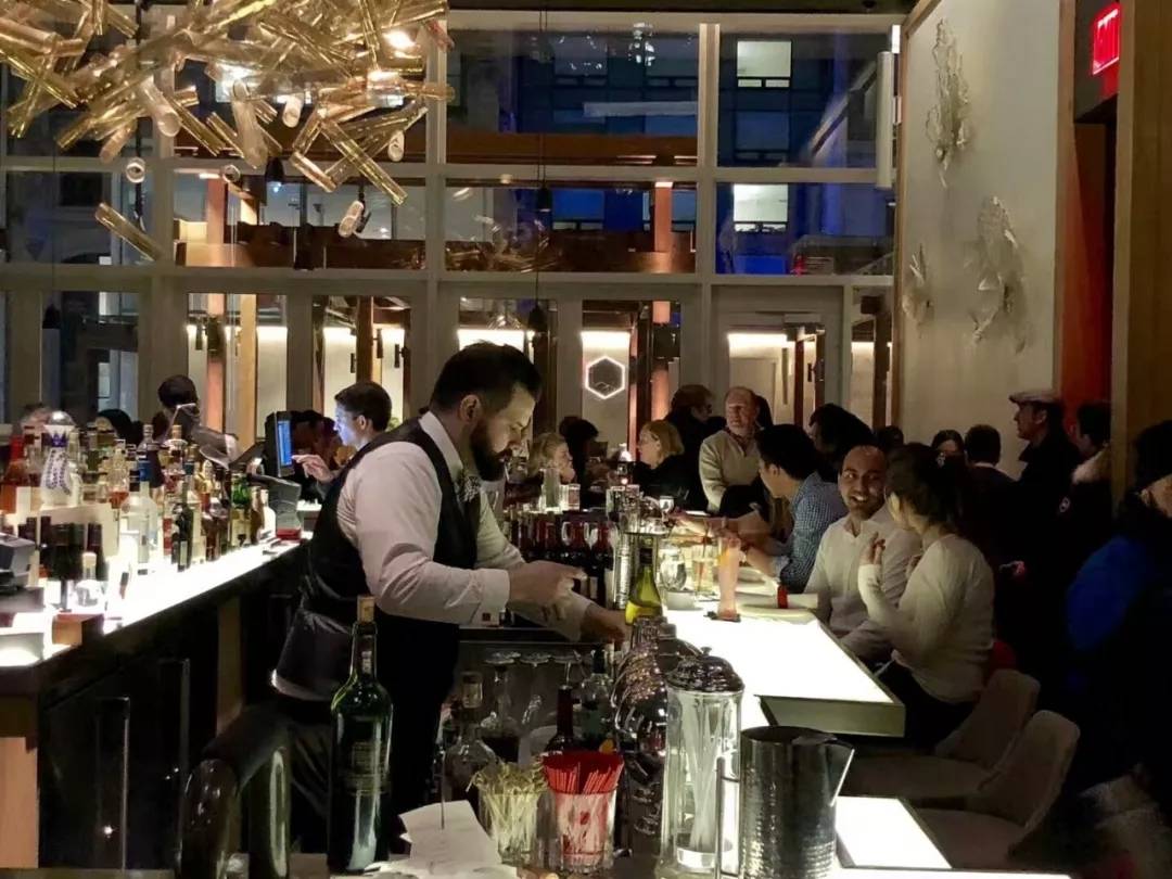 三个关键词概括餐饮代表在两会上都在关注啥？