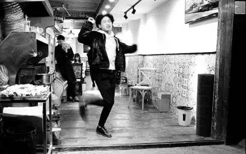 餐馆凭抖音小哥实现营业额三倍提升，你怎么看？