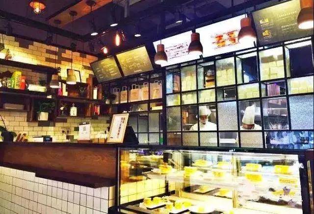 想在商场做餐饮？万达给出了37个「考核购物中心」的核心指标！